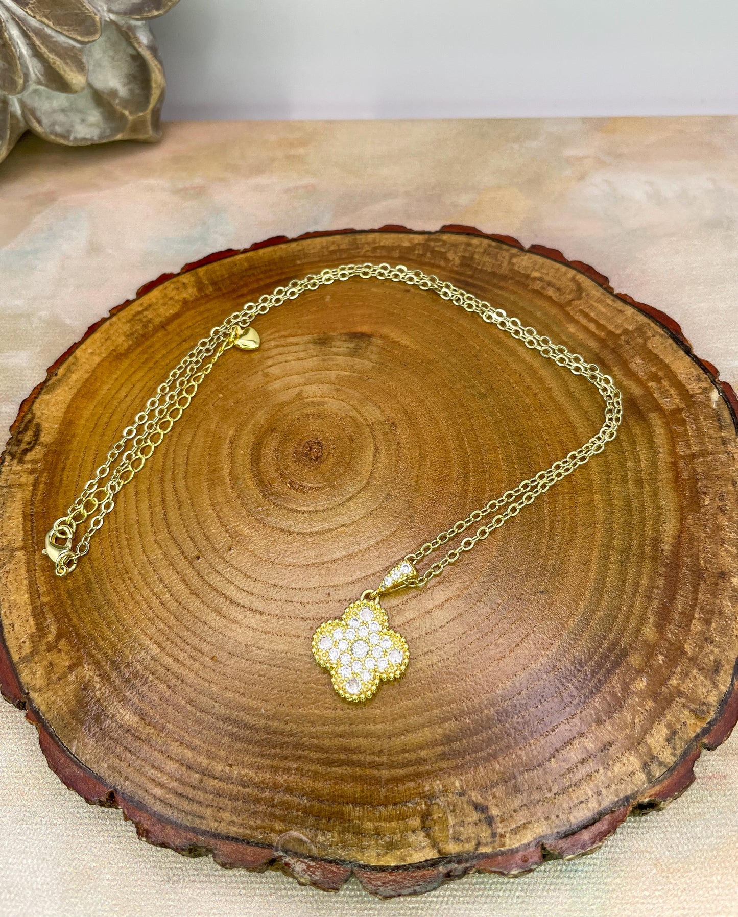 Luxury Lucky Clover 16k Gold Filled Necklaces