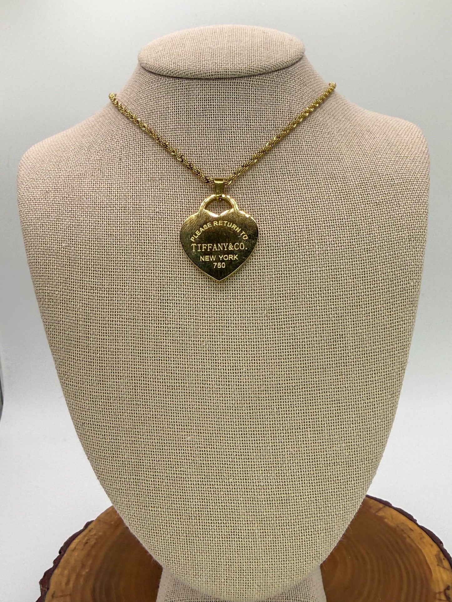 Gold Stainless Steel T&Co Heart Pendant Twist Rope Chain Necklace