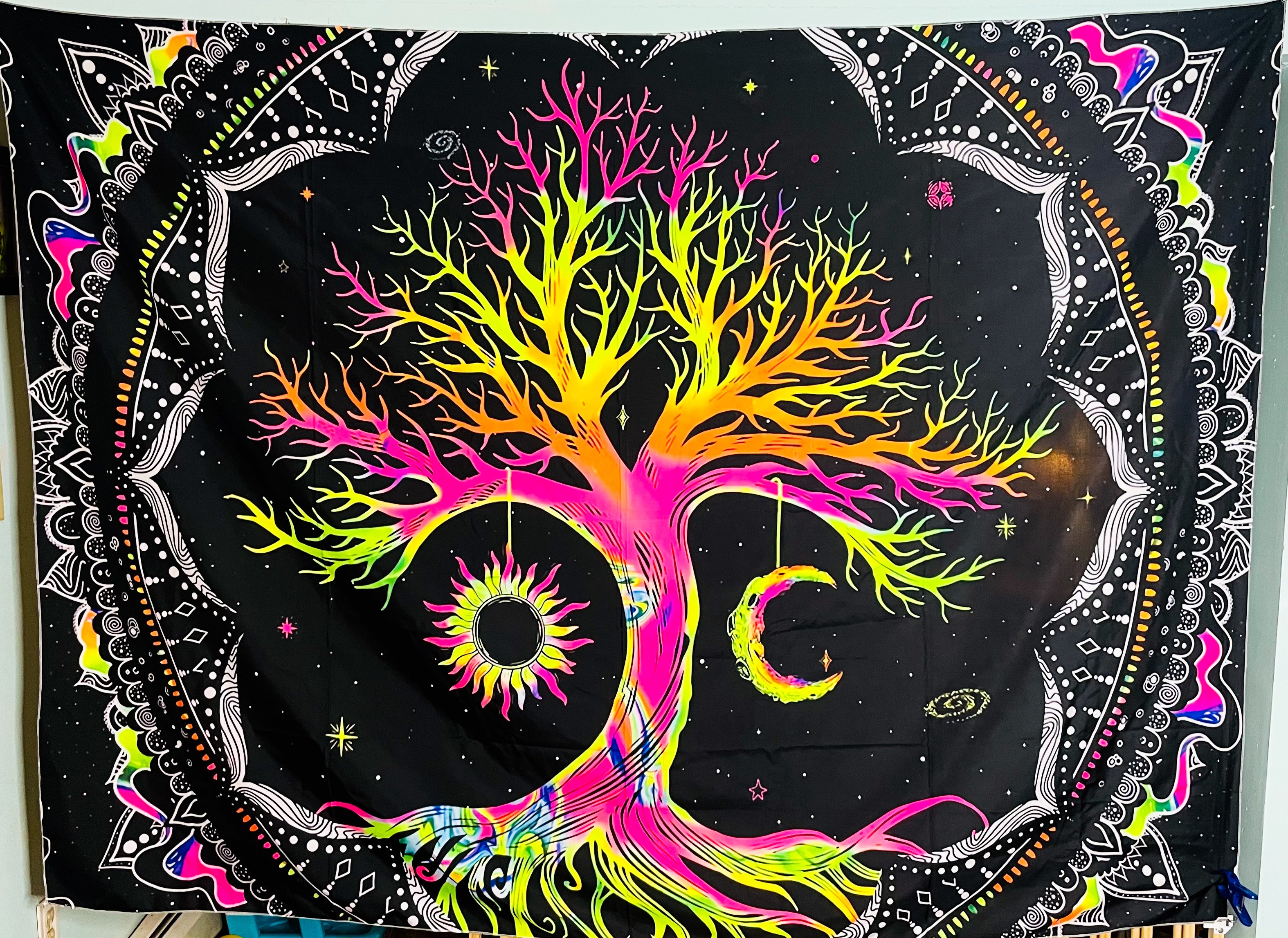 Blacklight reactive online tapestry