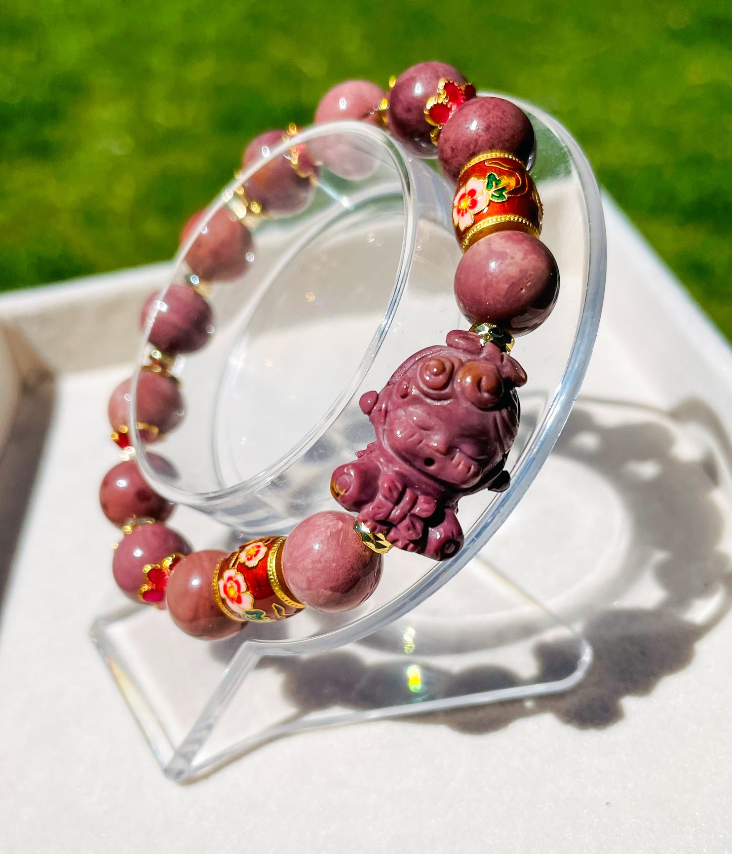 Natural Red Alashan Agate Skull Panda Baby Crystal Carving Beaded Stretch Adjustable Bracelet with 999 Gold Charm Spacers