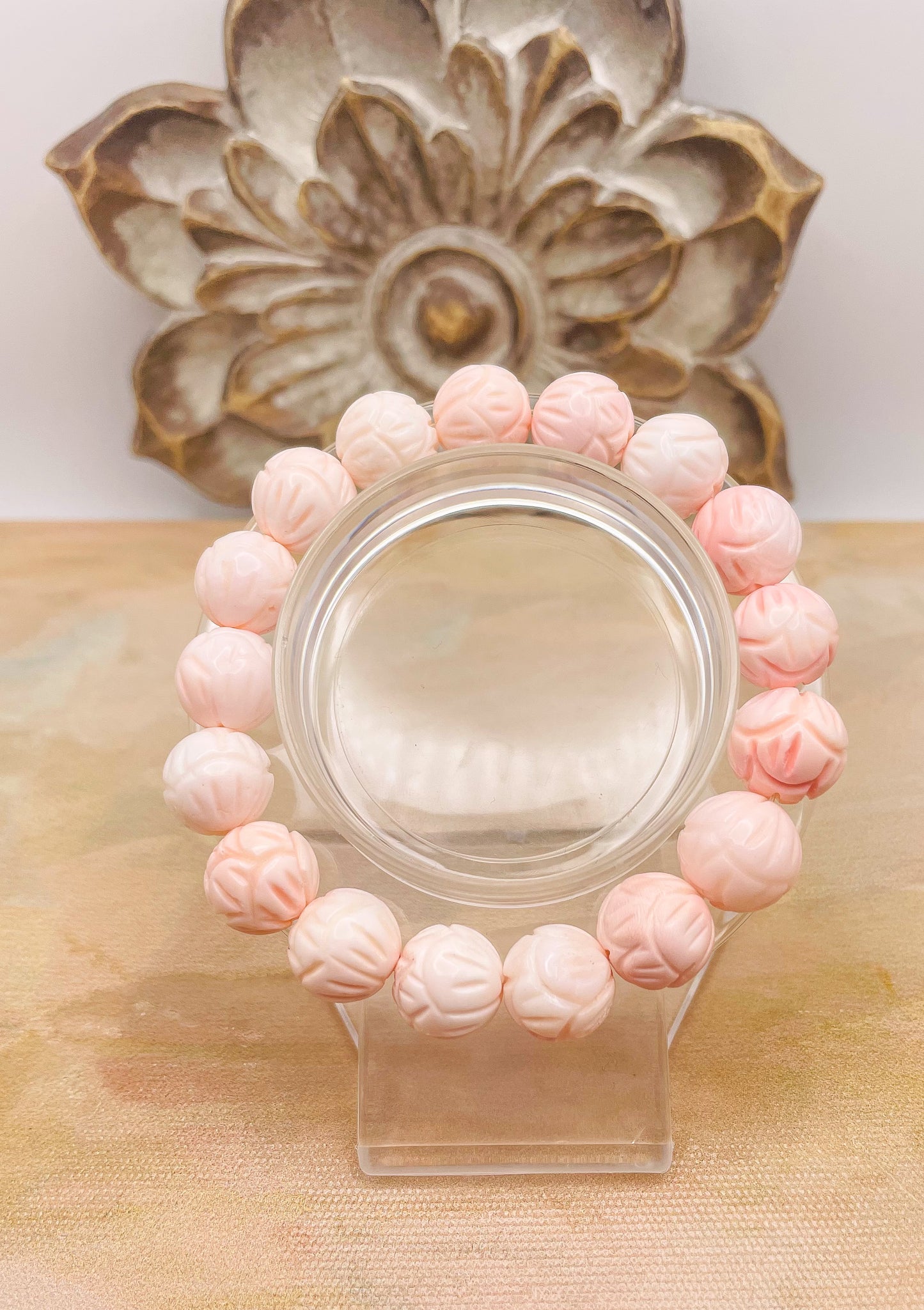 Natural Lotus Craved Pink Queen Conch Shell Beaded Stretch Bracelet w/ Certificate of Authenticity