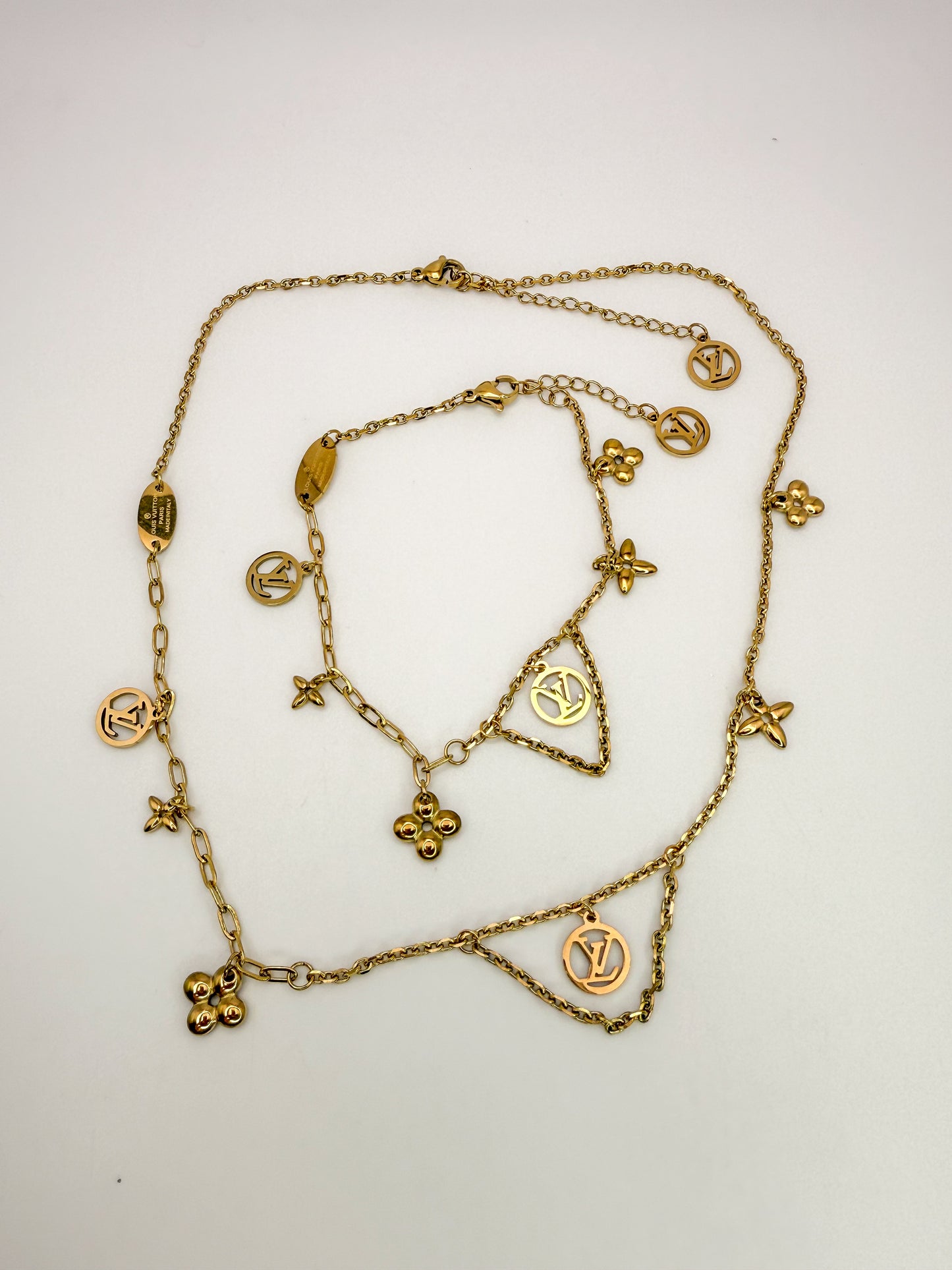 Matching LV Designer Logo Gold Stainless Steel Necklace & Bracelet Set