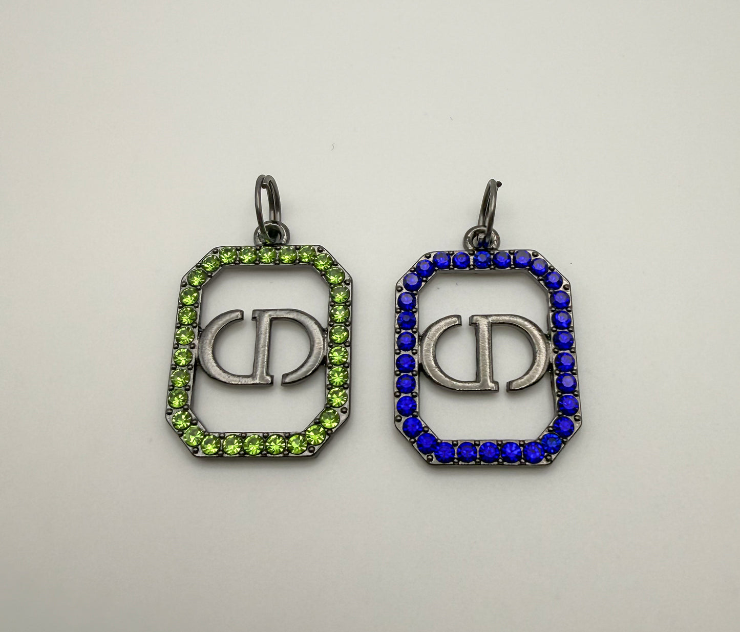 Color Rhinestone High Quality CDior Black Metal Charm Pendants