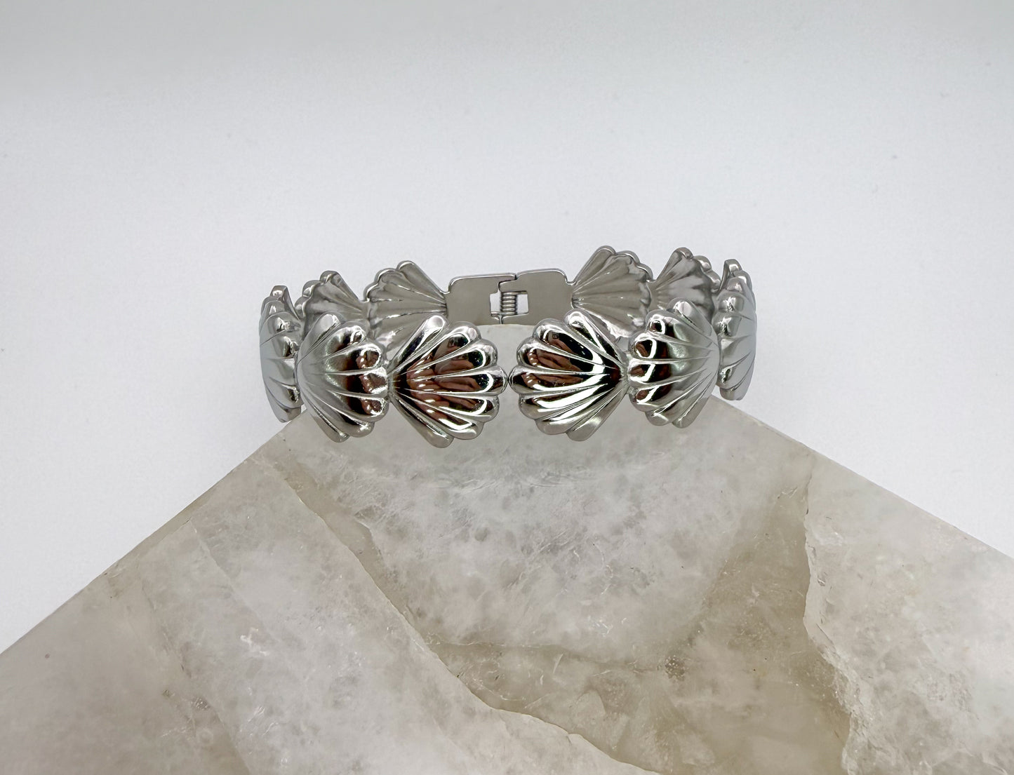 Open Front Silver Stainless Steel Sea Shell Bangle Bracelet