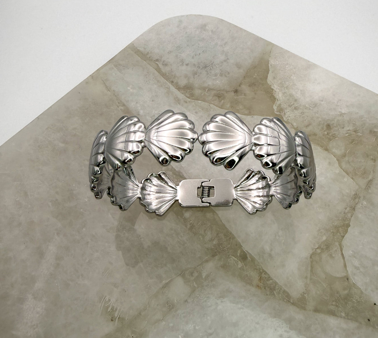 Open Front Silver Stainless Steel Sea Shell Bangle Bracelet