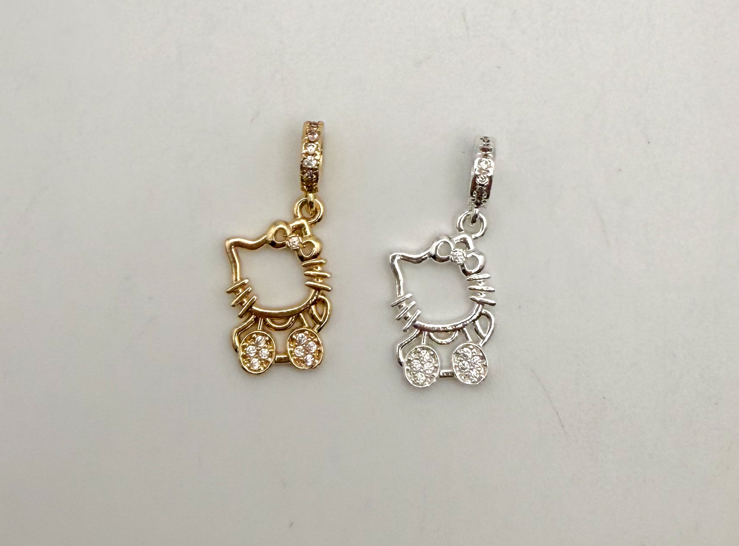 HK Kitty Full Figure Sparkling Charms