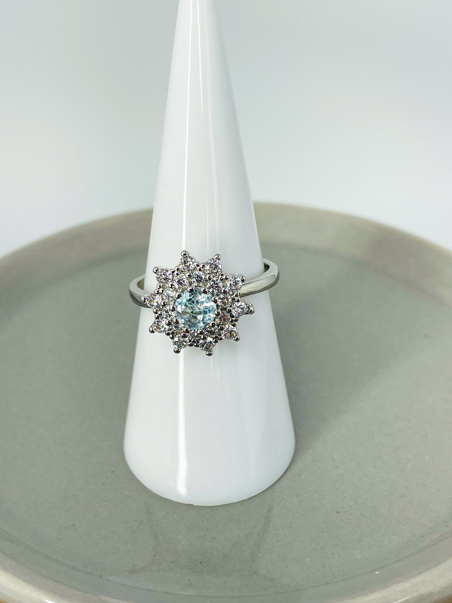 Natural Gemstone Flower Spinner .925 Sterling Silver Ring